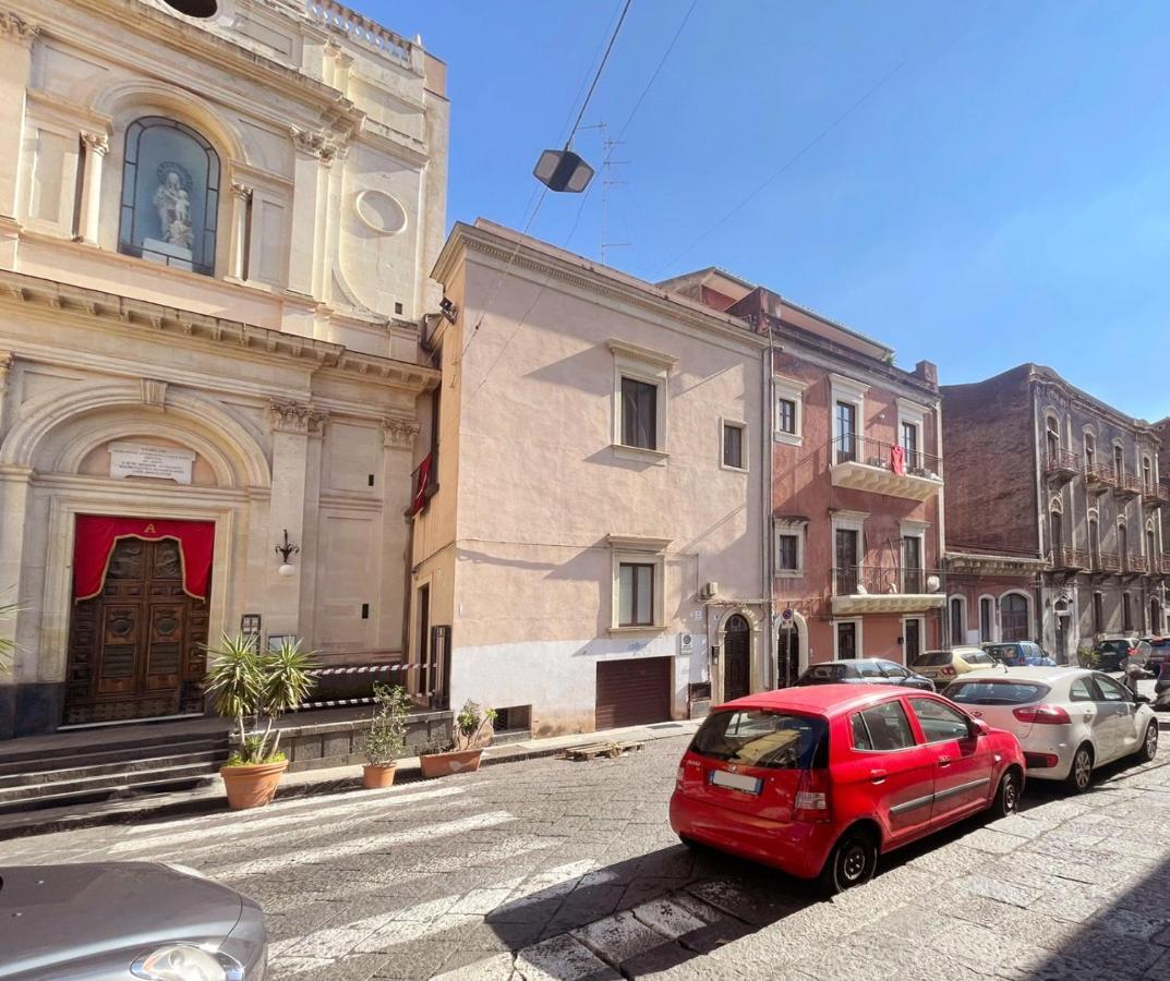Civicocento Charming Rooms Катания Экстерьер фото