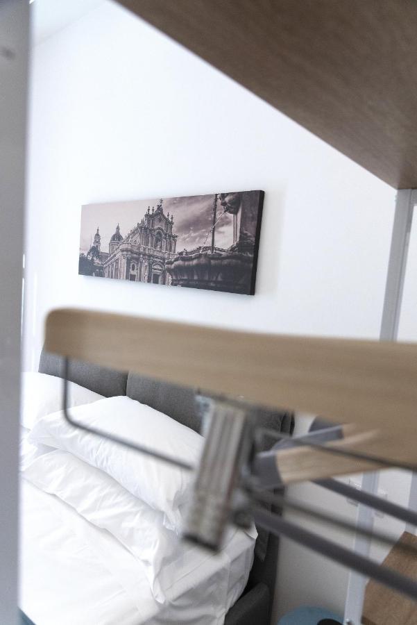Civicocento Charming Rooms Катания Экстерьер фото